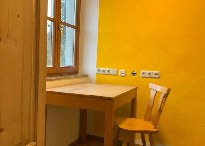 Bed and breakfast 1,5-zimmer Mit Duschbad, Gartenblick, Kühlschrank