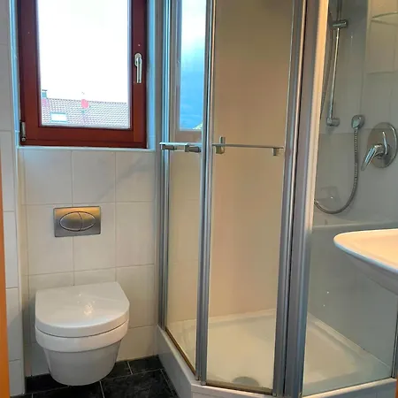 1,5-zimmer Mit Duschbad, Gartenblick, Kuehlschrank Bed & Breakfast *