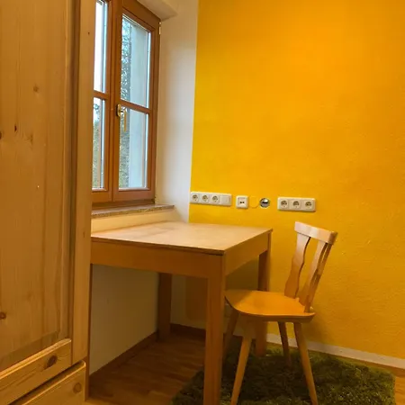 Nocleg ze śniadaniem 1,5-zimmer Mit Duschbad, Gartenblick, Kuehlschrank